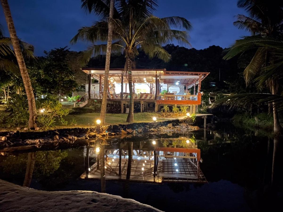 Hotel Sunshine On The Rock Ko Kut Exterior foto